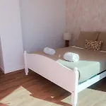 Sunrise Apartment *