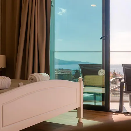 Sunrise アパート *